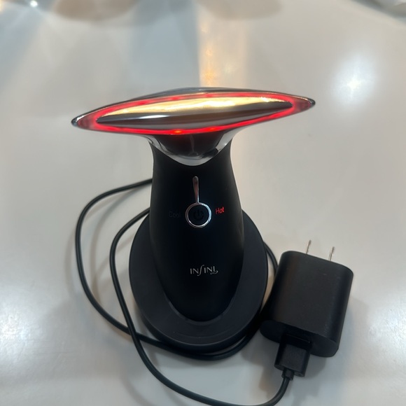 Infini Red and Blue light - Picture 3 of 7